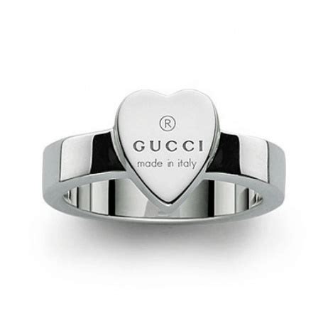 gucci anello con cuori|Anello Gucci con cuore argento .